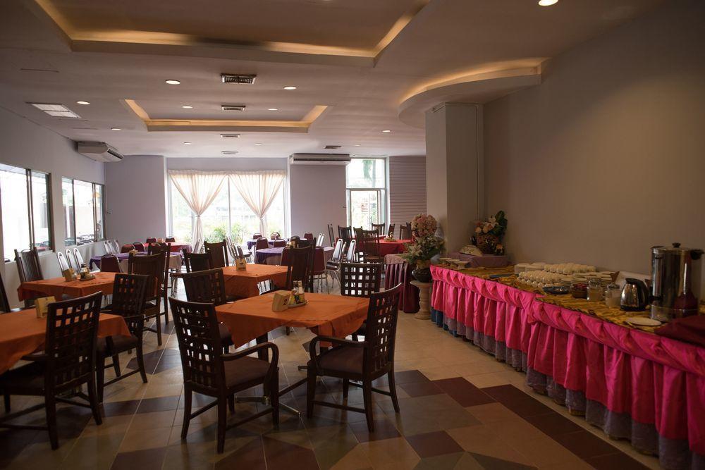 Ayothaya Riverside Hotel Phra Nakhon Si Ayutthaya Exterior photo